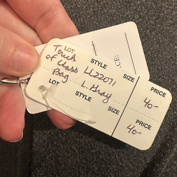 NWT A Touch of Style Special Occasion Purse. - Picture 7 of 7